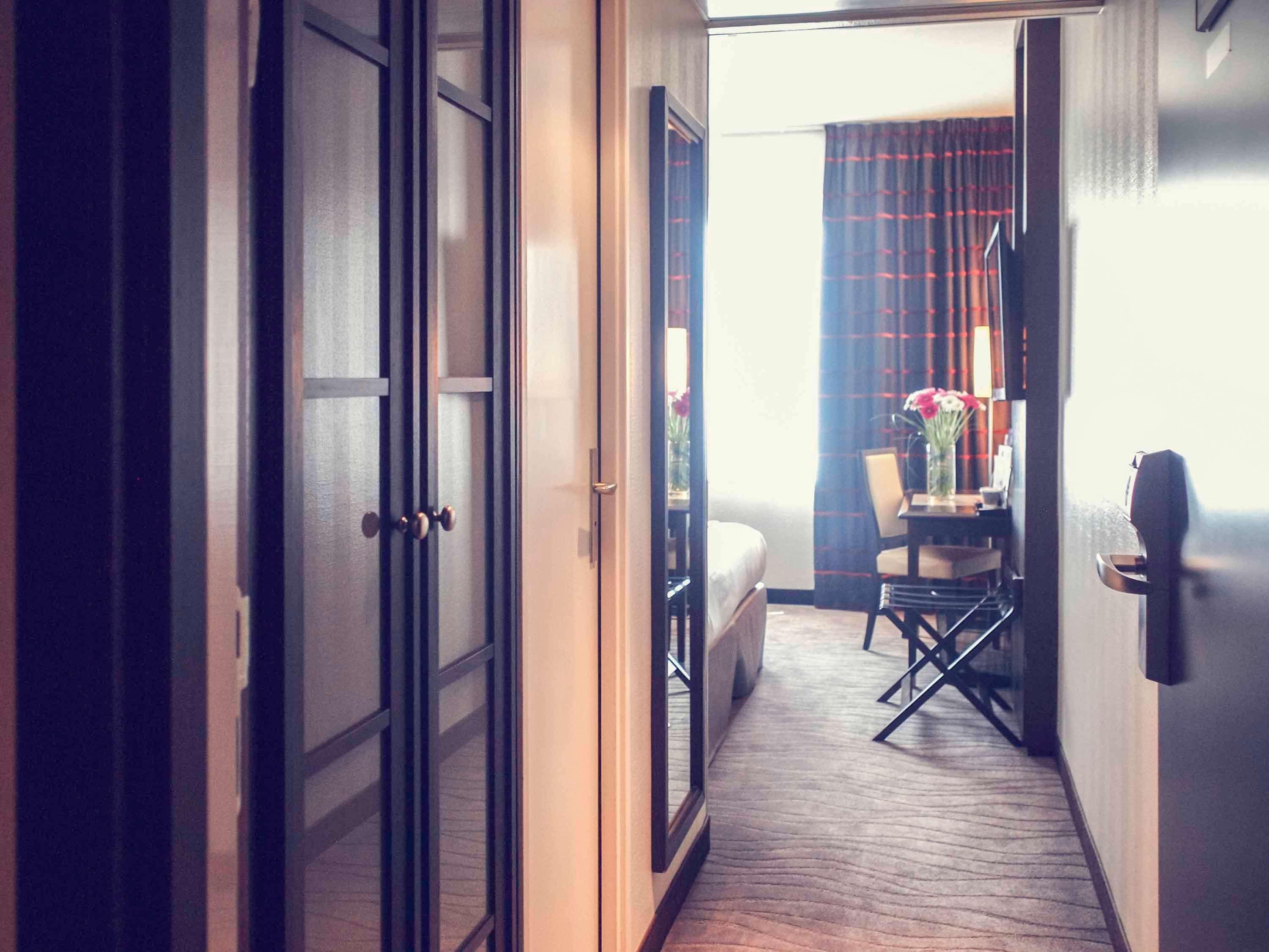 Mercure Angers Centre Gare Exterior foto